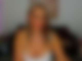 AlisaAllisen's Live Sex Cam Show