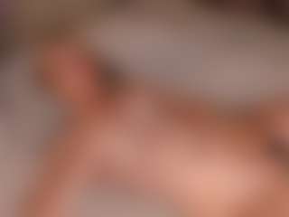 AmmyMoore's Live Sex Cam Show