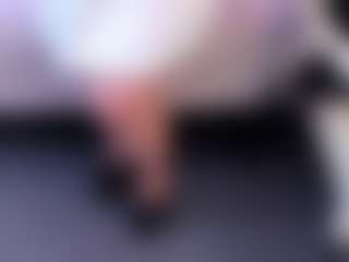 Live cam show with Barbara-foox - Camel Toe on livesuperchat.net