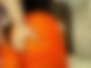 Live cam show with Isa-Thompsson - Double Penetration on CamClone