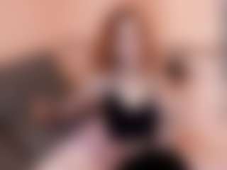 Live cam show with MariettaMaddock - Costume on Dolls Live