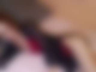 Live cam show with MariettaMaddock - Teasing on Camsoda