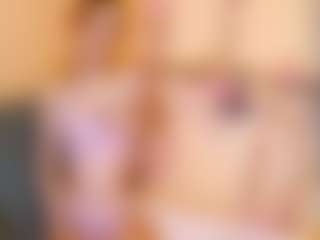 Live cam show with MariettaMaddock - Shaved on Milfs Live