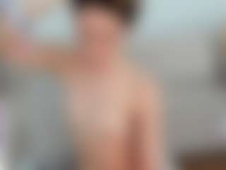 Sofa-Vleifo's Live Sex Cam Show