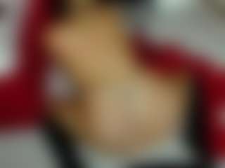 Live cam show with AmelyaNyx - Chubby on StripNow