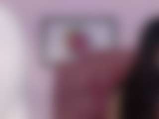 Live cam show with maggiee_1 - College on CamSodaAdn