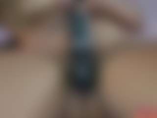 Kittymyers01's Live Sex Cam Show