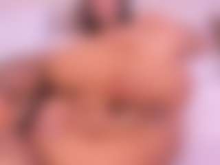 Live cam show with LisaLain - MILF Teen (18+) on crypto-cams