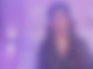 Live cam show with LisaLain - Facial on Chatstar