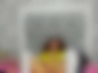Live cam show with penelope-cox - Moaning on livesuperchat.net