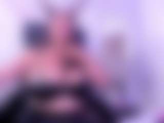Live cam show with ScarletBlondie - Slap on Camsoda