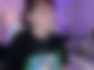 Live cam show with Natalia - Public Brown Hair on SpunkLive