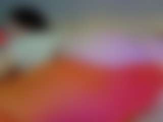 Live cam show with BettyBuns - Blue Eyes on StripNow