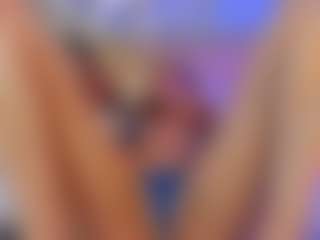 Live cam show with Celestee-Solis - Aussie on Streamer API