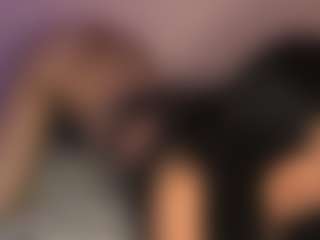 Live cam show with AyaQCute - Lesbian on AdultVida.com