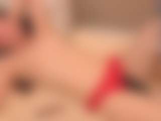Live cam show with CrystaPutney - Angel on chickslive.net