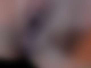 Live cam show with Emily-Loppez - Amateur Brown Hair on Camsoda