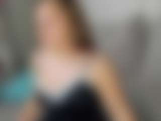 Live cam show with Foxy-Vibe - Normal on Hubzter Live
