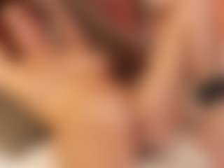 Julcy-Peach's Live Sex Cam Show