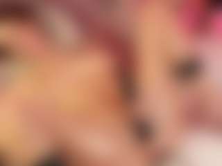 Julcy-Peach's Live Sex Cam Show