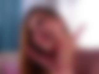 Live cam show with LauriTrucchio - Sexydance on SinfulBabes