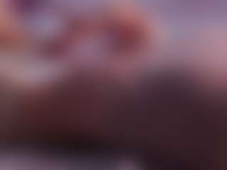 Live cam show with LauriTrucchio - Moan on crypto-cams