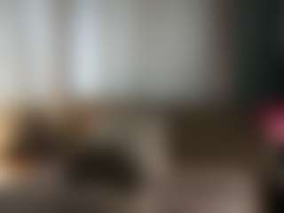 Live cam show with LauriTrucchio - Tongue on Soda Cam