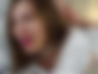Live cam show with LauriTrucchio - Average on Pornisteam.com