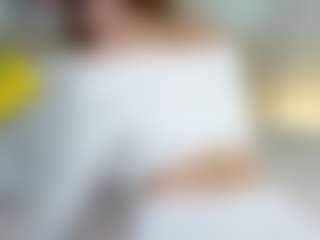 Live cam show with LauriTrucchio - Ice on Porn Luv