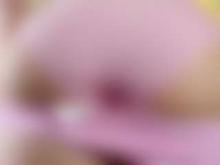 Live cam show with LauriTrucchio - Booty on Camsoda Late Night