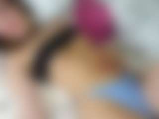 Live cam show with LauriTrucchio - Booty on fuck-show.com
