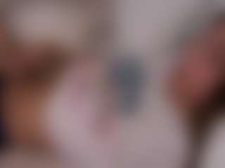 LauriTrucchio's Live Sex Cam Show
