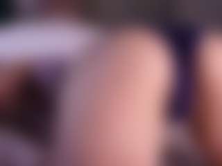 Live cam show with LauriTrucchio - Mistress on Camsoda