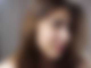 Live cam show with LauriTrucchio - Average on Adult Interactions