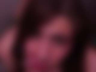 Live cam show with LauriTrucchio - Tongue on Lustler