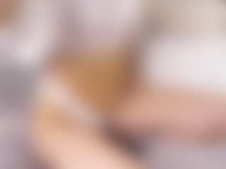 Live cam show with LauriTrucchio - Grey Eyes on sexylivex.com