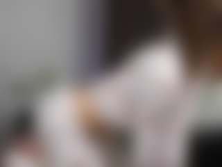 Live cam show with LauriTrucchio - Booty on TastyBlacksLive