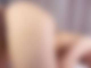 Live cam show with LauriTrucchio - Ice on Camsoda