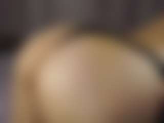 Live-Cam-Show mit LauriTrucchio - Moan auf Camsoda