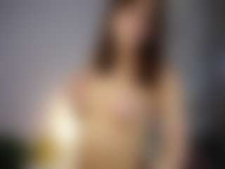 Live cam show with LauriTrucchio - Ice on Camsoda