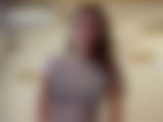 Live cam show with RoselleAvary - Erotic Dance on xDating