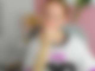 Live cam show with Jaidii - Red Hair Young Adult on Camsoda