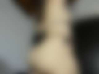 Live cam show with Alexaa Blumm - Ass Clapping on camtv