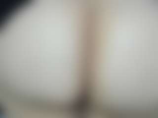 Live cam show with Alexaa Blumm - Ass Clapping on parknlotfishbdy