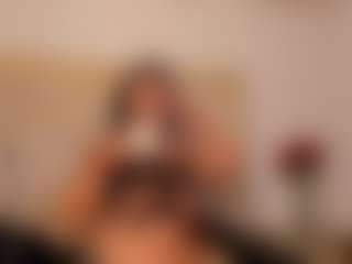 Live cam show with Jade-Roxx - College on Camsoda