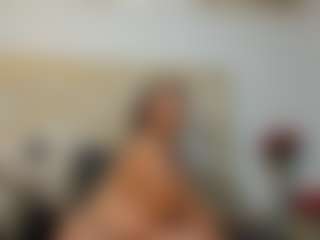 Jade-Roxx's Live Sex Cam Show