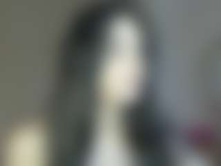 Live cam show with Lesyalis - Smoking on Uber Horny