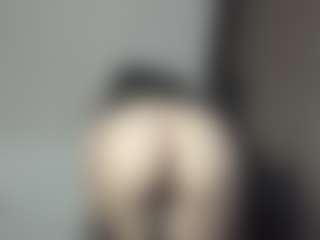 Lesyalis's Live Sex Cam Show