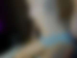 Live cam show with Lesyalis - Moaning on liverealitysex.com