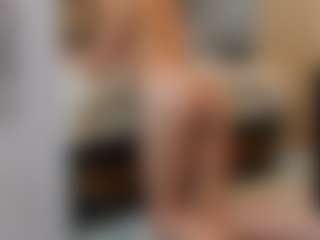 Live cam show with Mary-Spencer - Moaning on Chatstar
